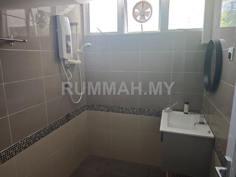 condo in Batu Ferringhi, Penang — photo 2