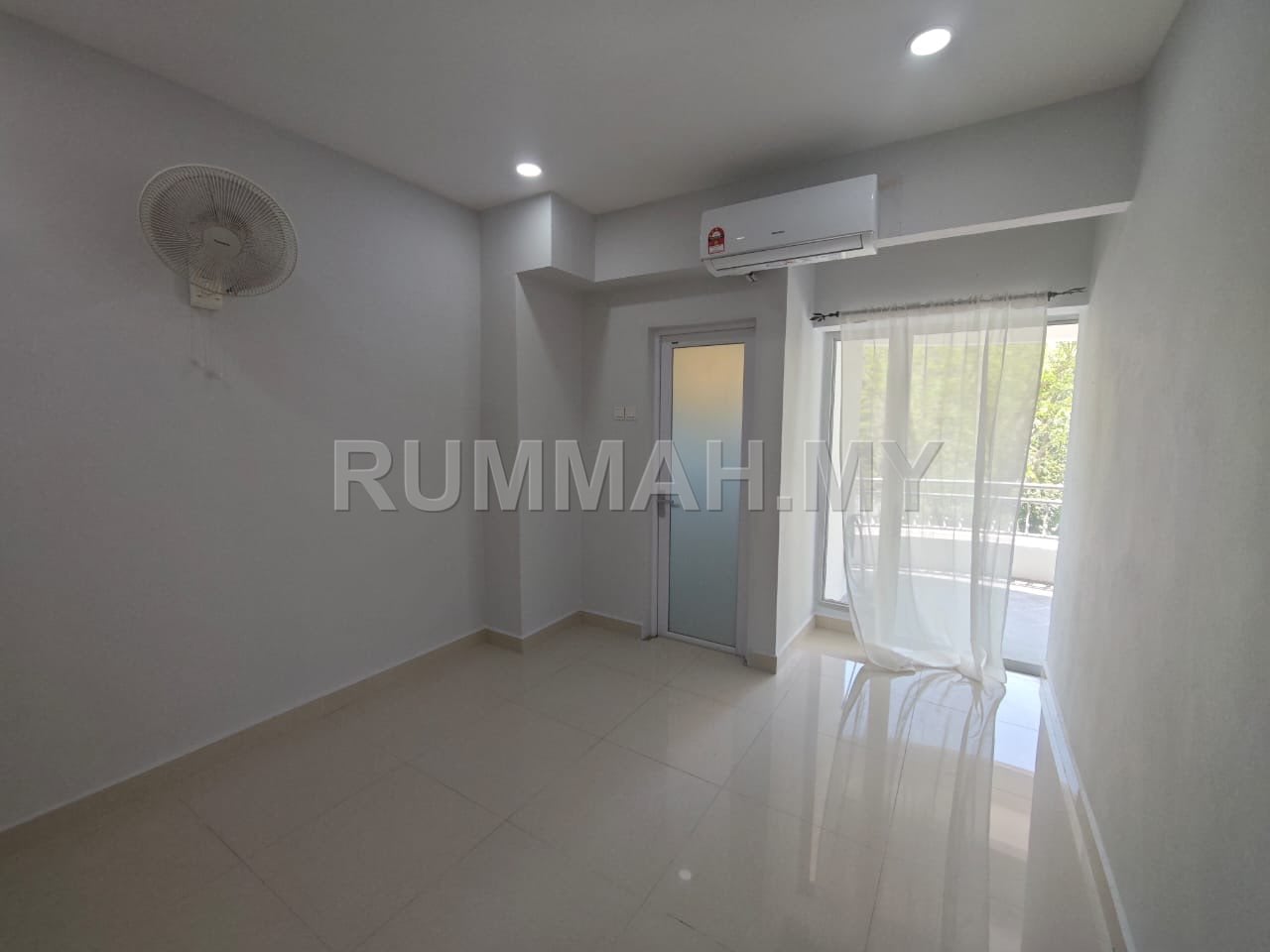 condo in Batu Ferringhi, Penang — photo 3