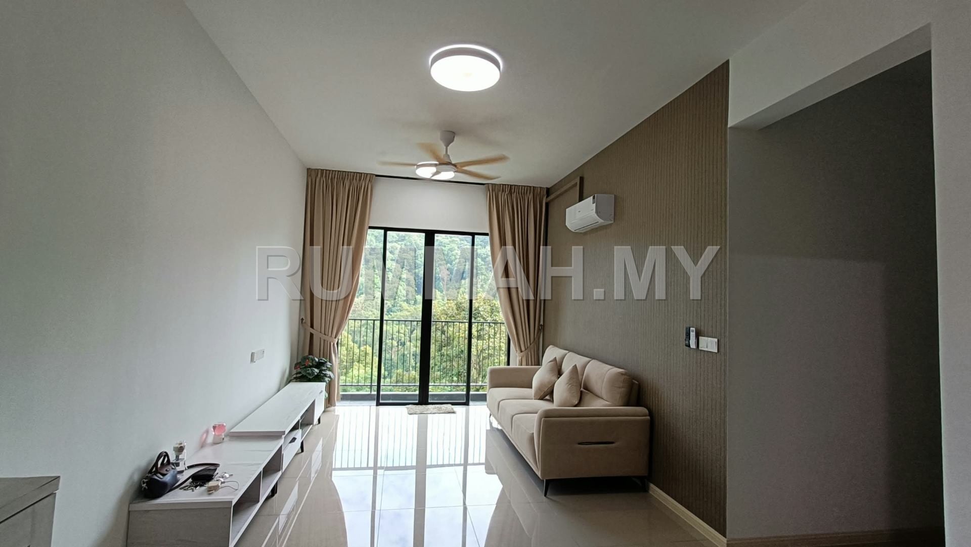 condo in Teluk Kumbar, Penang — photo 6