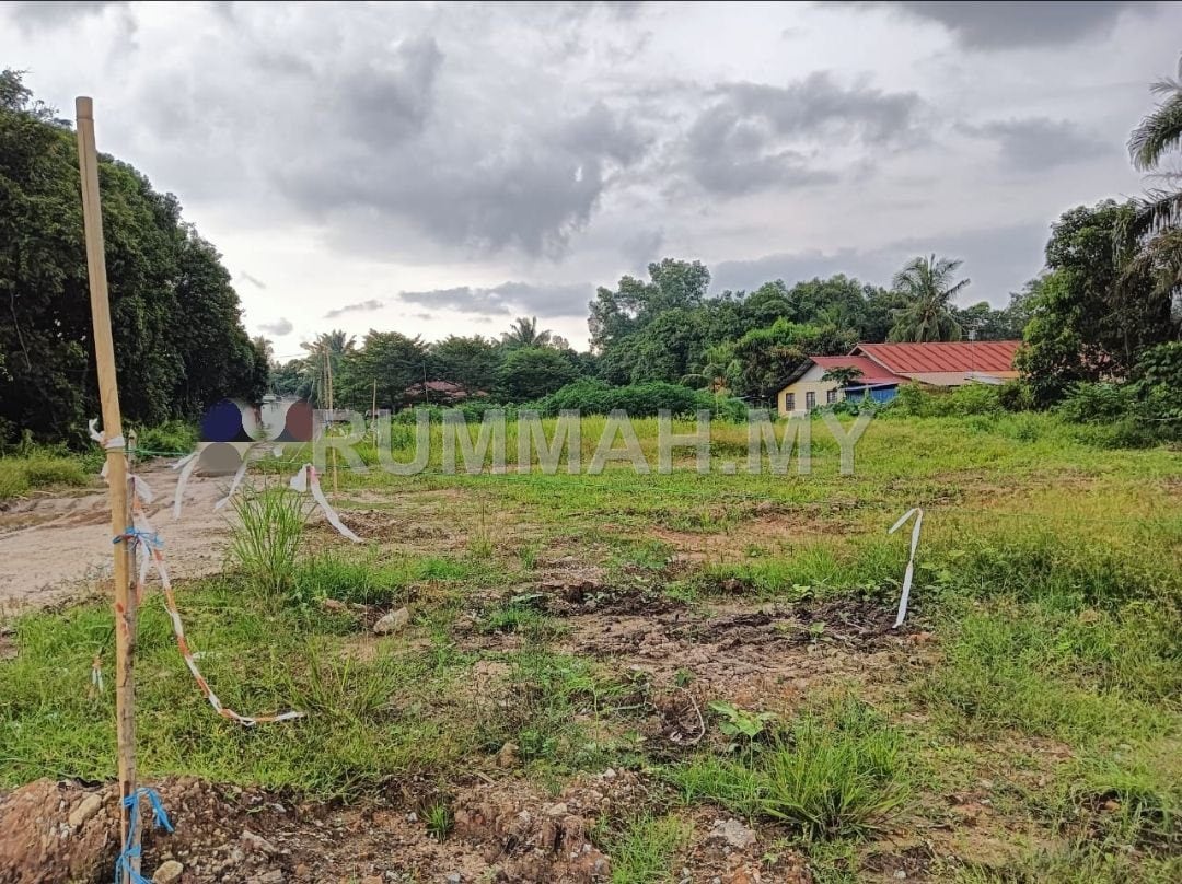 land in Pulau Indah, Selangor — photo 2