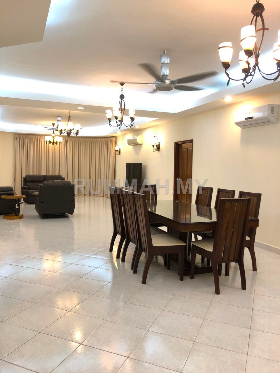 Condo for Rent @ Gurney Beach, George Town | Fully Furnished