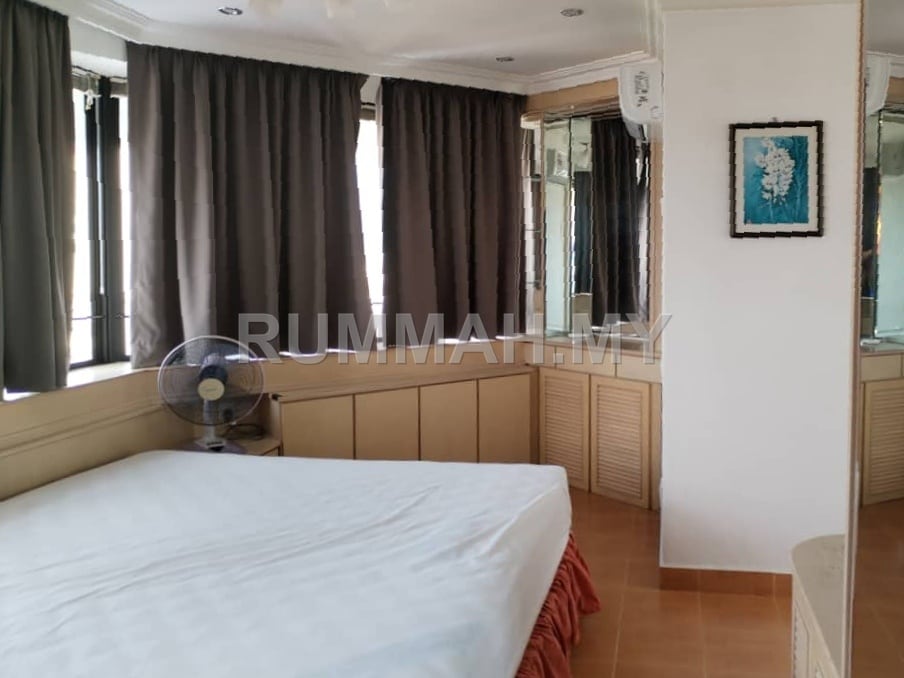 condo in George Town, Penang — photo 4