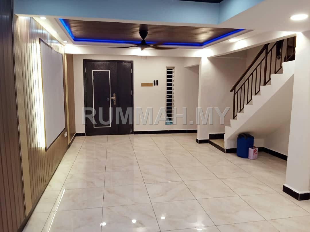house in rawang, Selangor — photo 2
