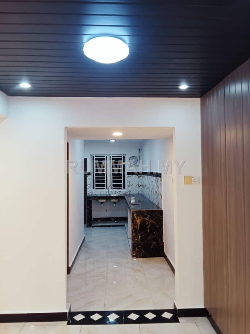 house in rawang, Selangor — photo 5