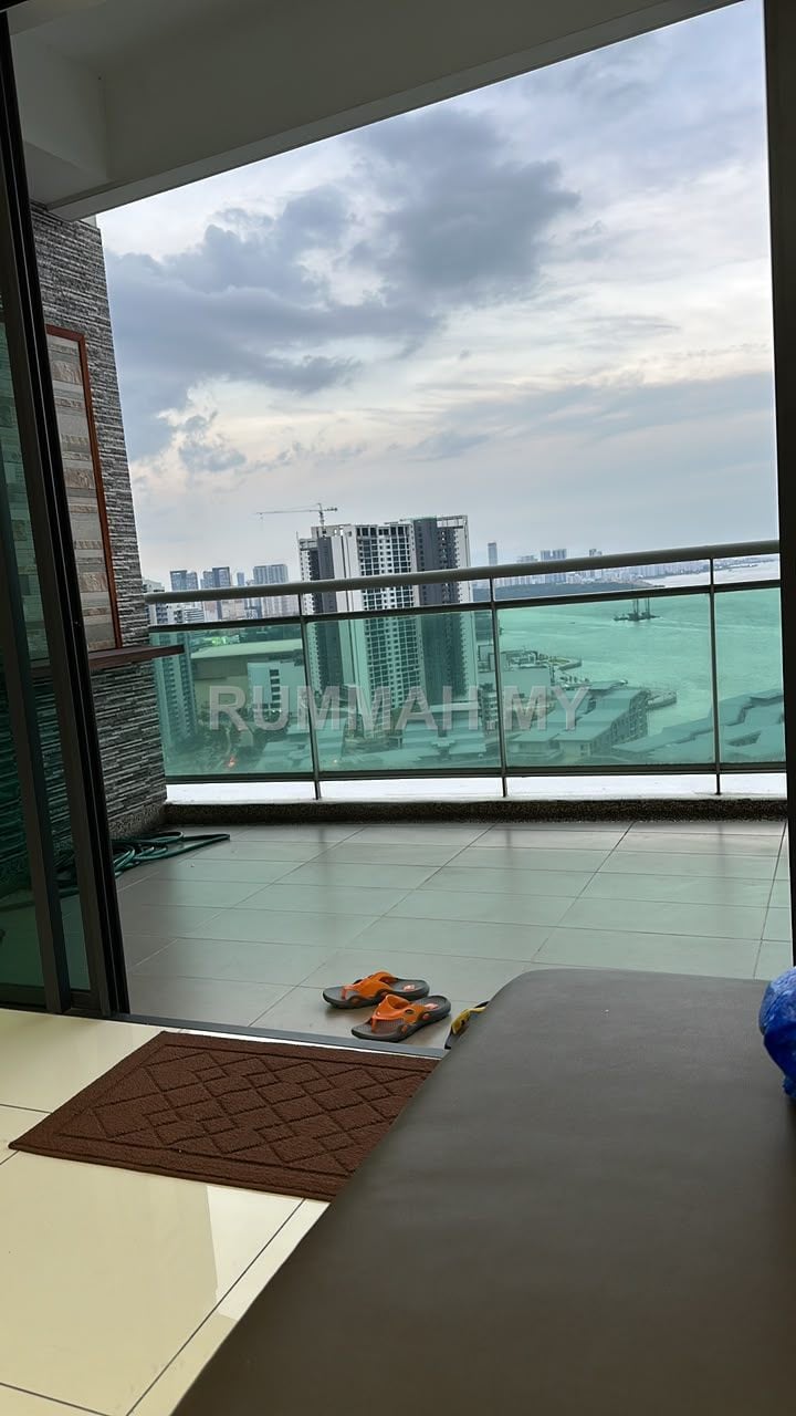 condo in Gelugor, Penang — photo 4