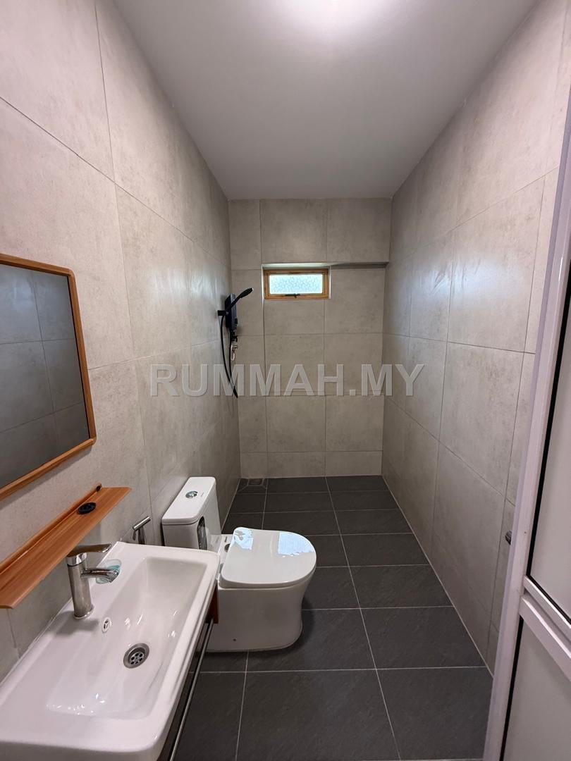 house in Tanjung Tokong, Penang — photo 7