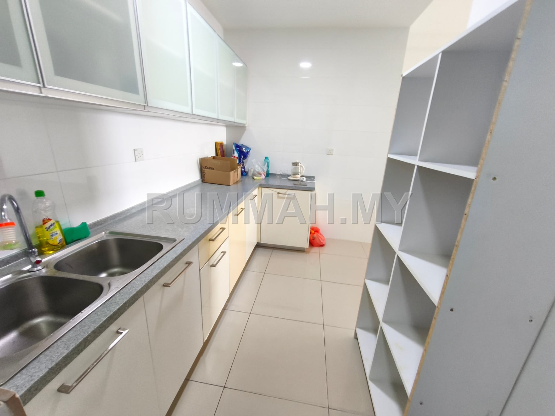 condo in Taman Mas Puchong, Selangor — photo 2