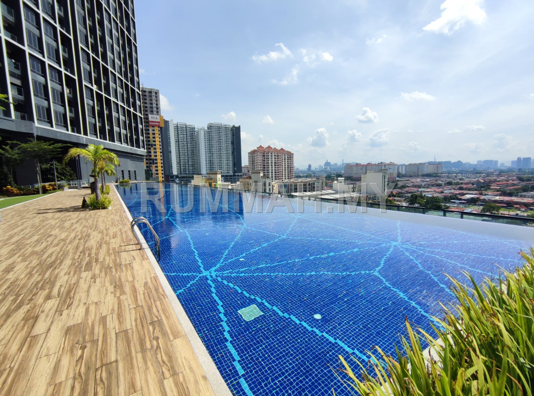 condo in Petaling Jaya, Selangor — photo 6