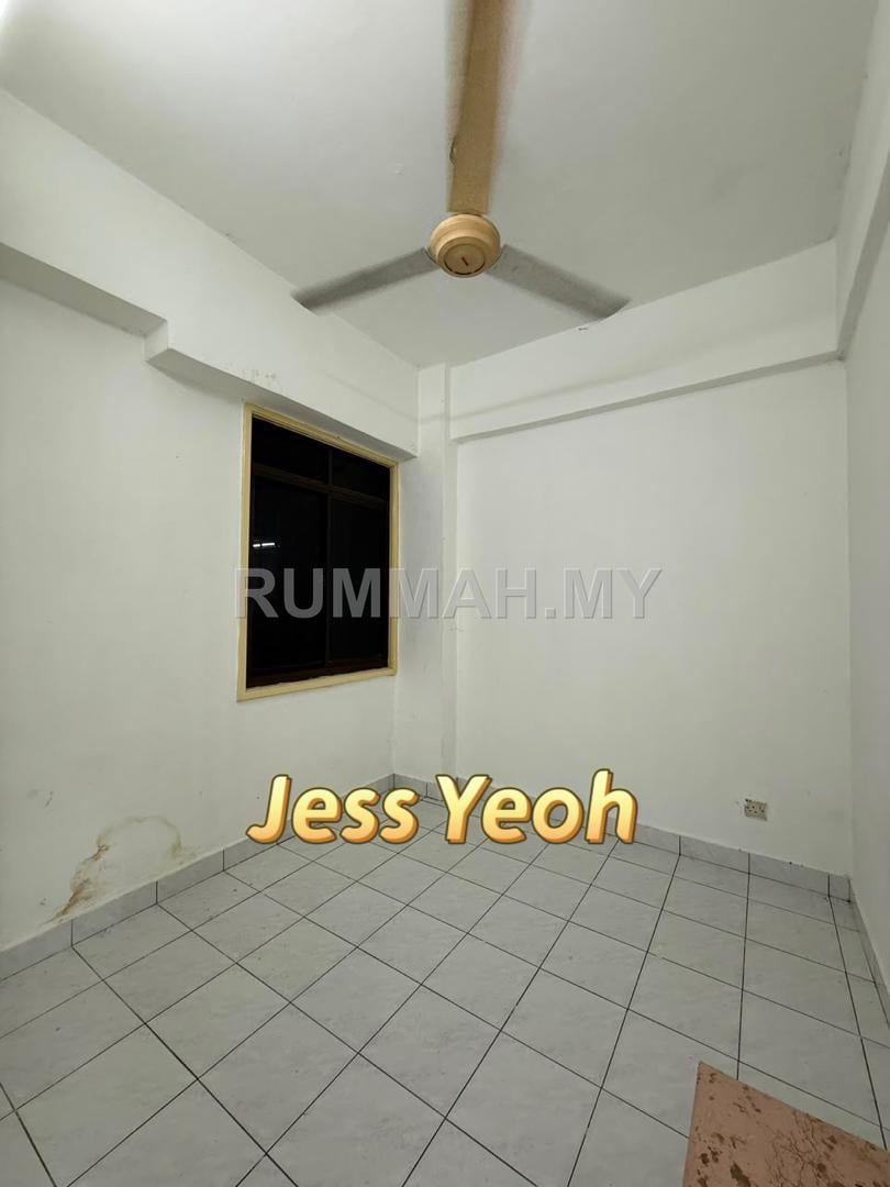 condo in Paya Terubong, Penang — photo 7