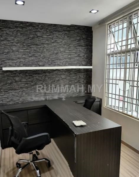 commercial in Jelutong, Penang — photo 3