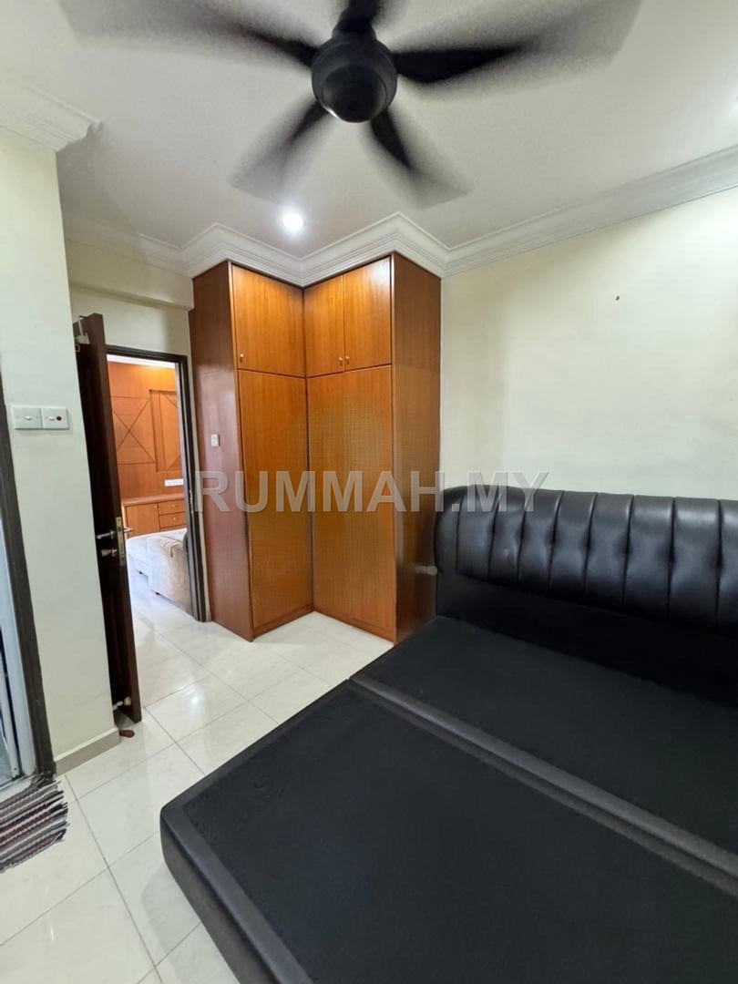condo in Jelutong, Penang — photo 3
