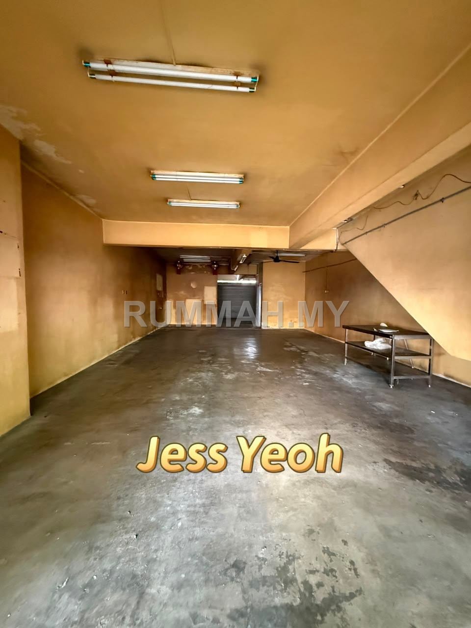 G floor Farlim Medan Angsana shoplot facing main road Hot Location