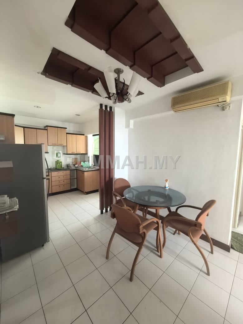 Villa Emas Fully Furnished For Rent – Near Queensbay Mall
