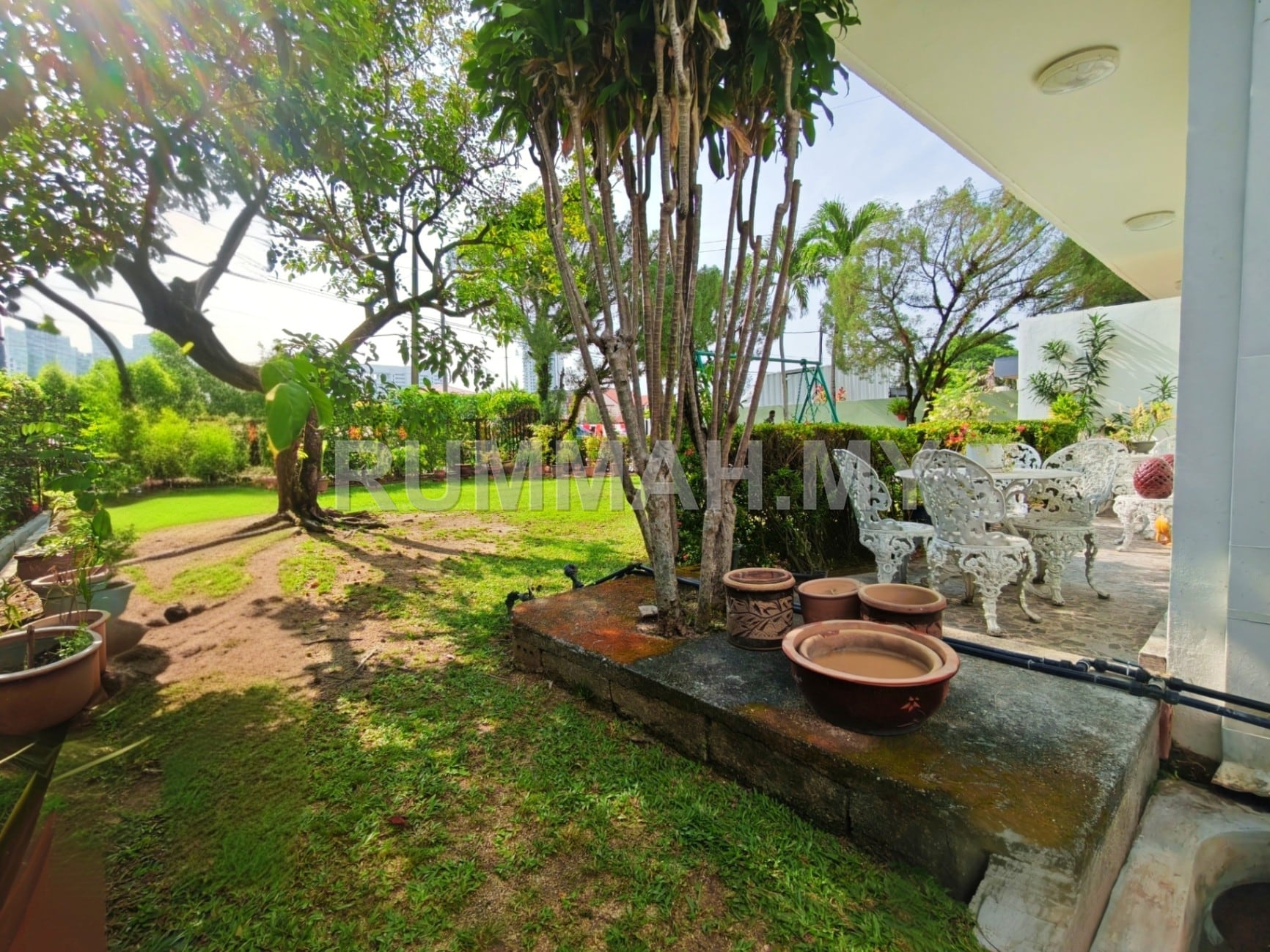 Bungalow Jalan Sultan Azlan Shah , Gelugor Penang