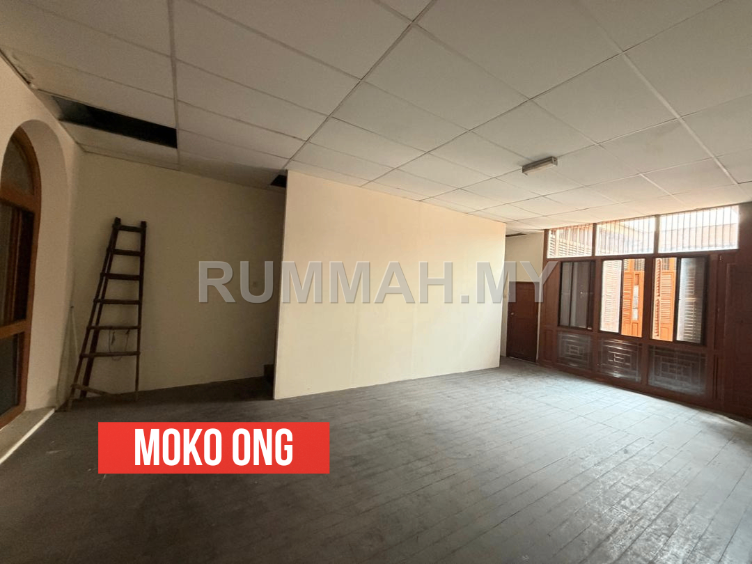 Spacious 3 Storey Shophouse @ Light Street, Georgetown Tourist Hotspot Area