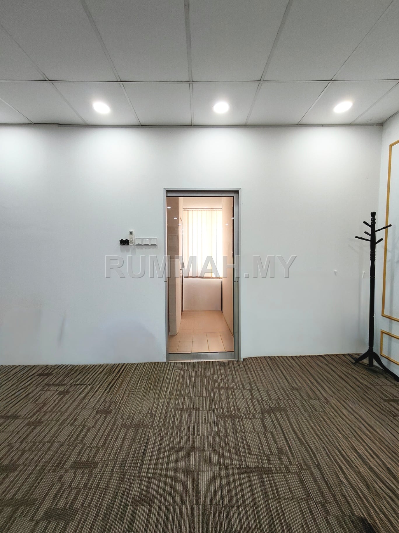 commercial in Bukit Jelutong, Selangor — photo 6