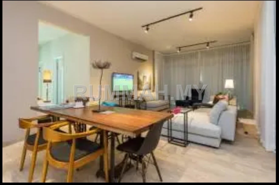 condo in Gelugor, Penang — photo 4