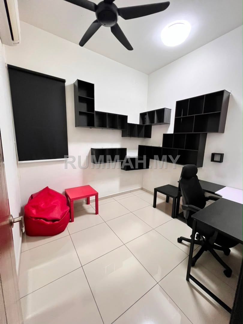 condo in Sungai Ara, Penang — photo 4
