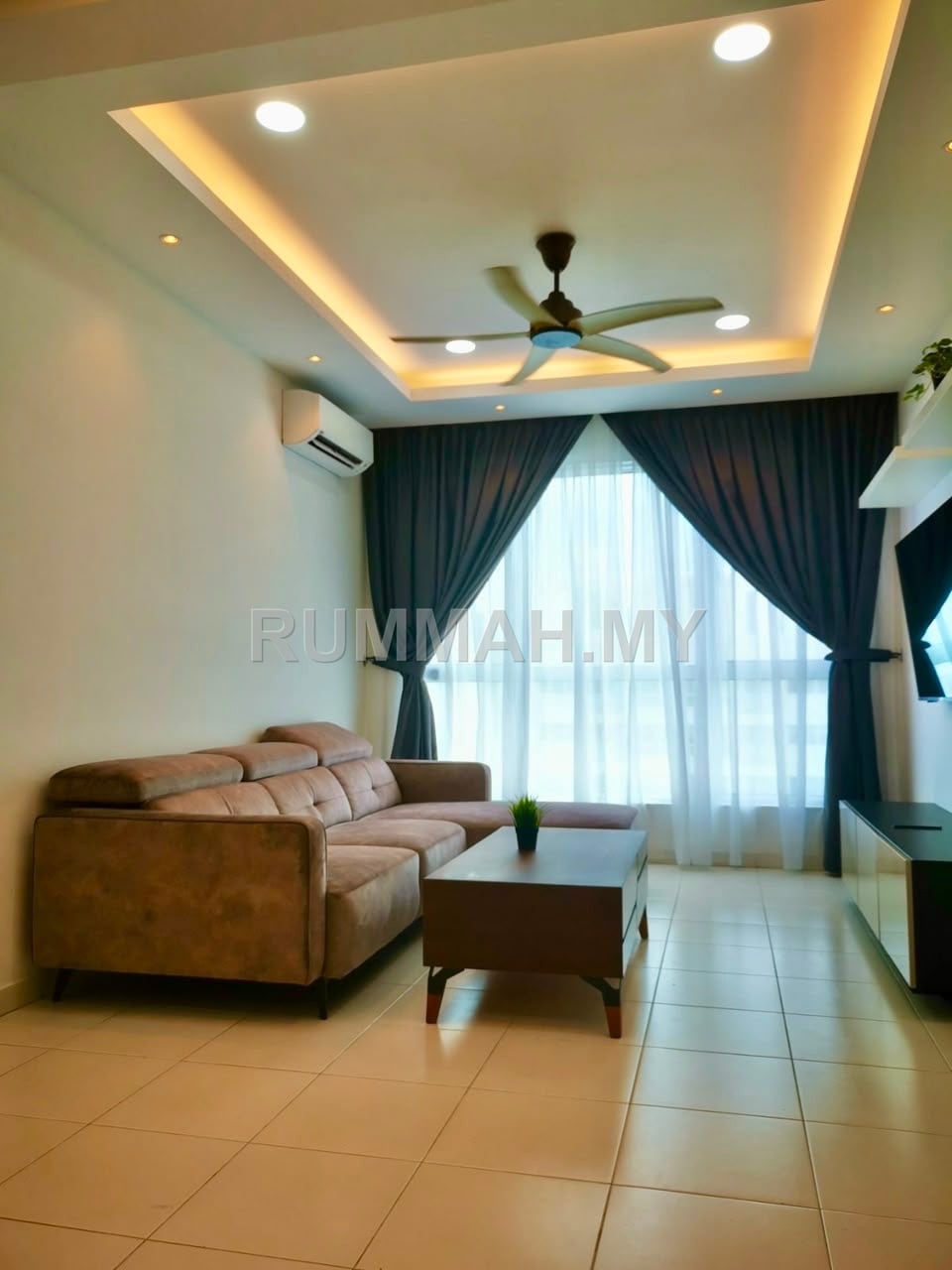 I-Santorini @ Tanjung Tokong | Partially Furnished
