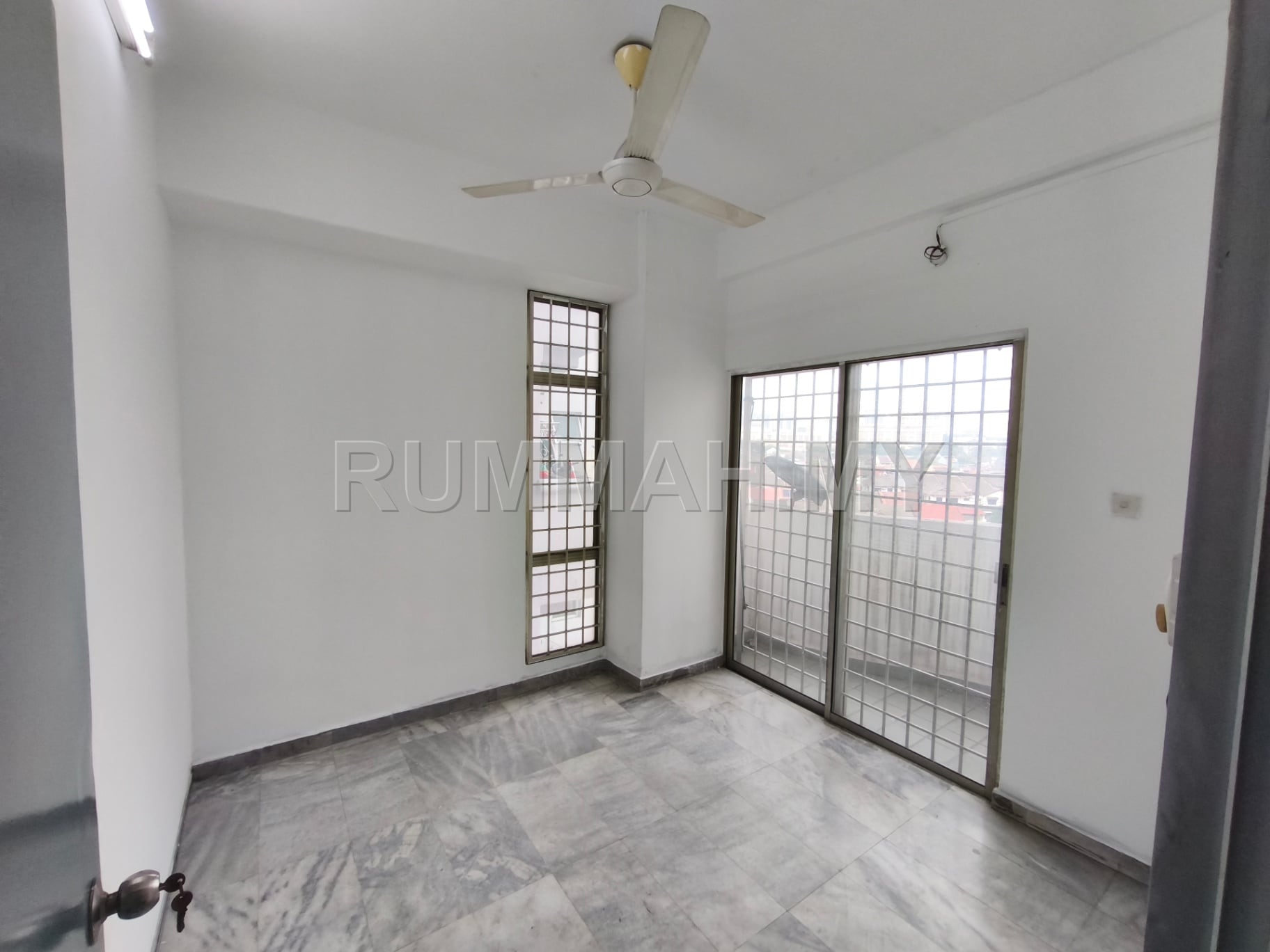 condo in Bandar Sunway, Selangor — photo 5