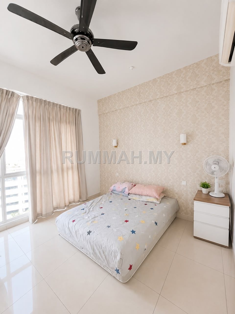 Straits Garden Condo Jelutong 1345sqft Freehold Pool View Worth to Buy