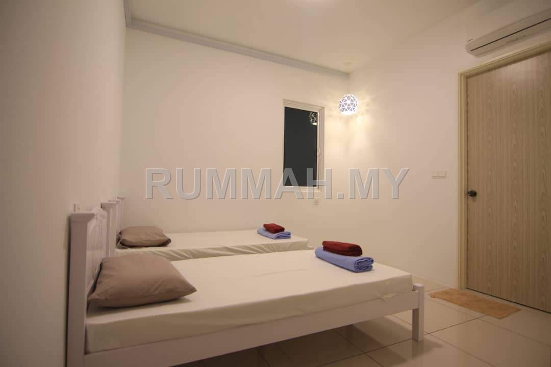 condo in Sungai Ara, Penang — photo 4