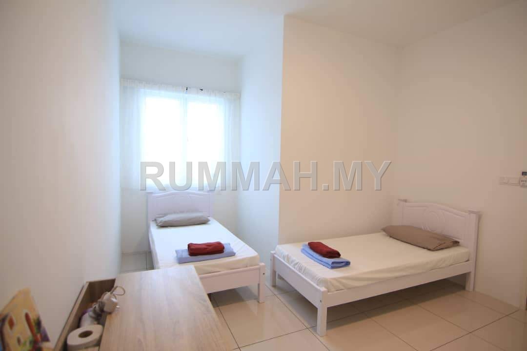 condo in Sungai Ara, Penang — photo 5