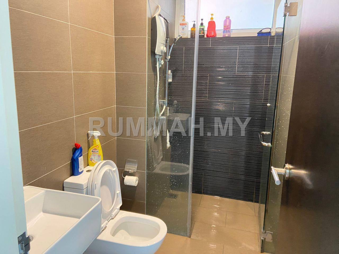 condo in Jelutong, Penang — photo 7