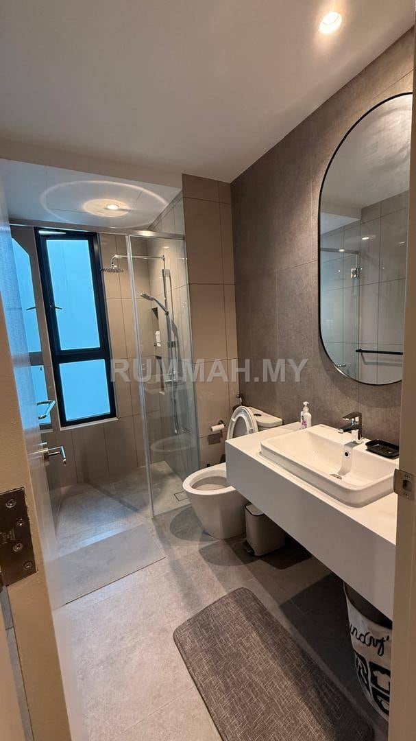 condo in Gelugor, Penang — photo 6