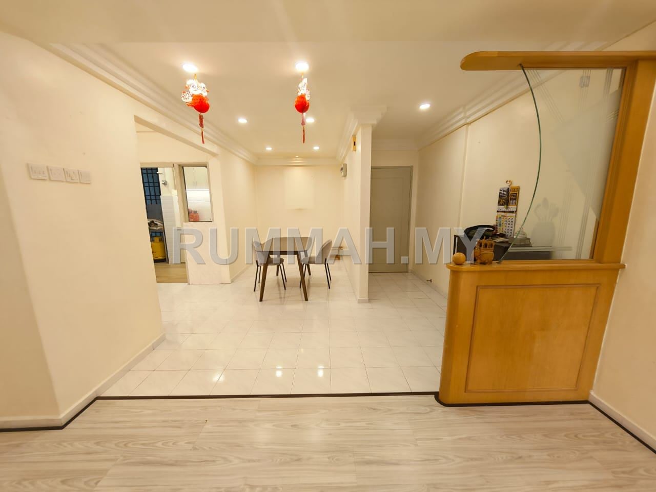 🏡 RENOVATED LAKESIDE TOWER FOR SALE 💰 Asking Price: RM430,000 Only