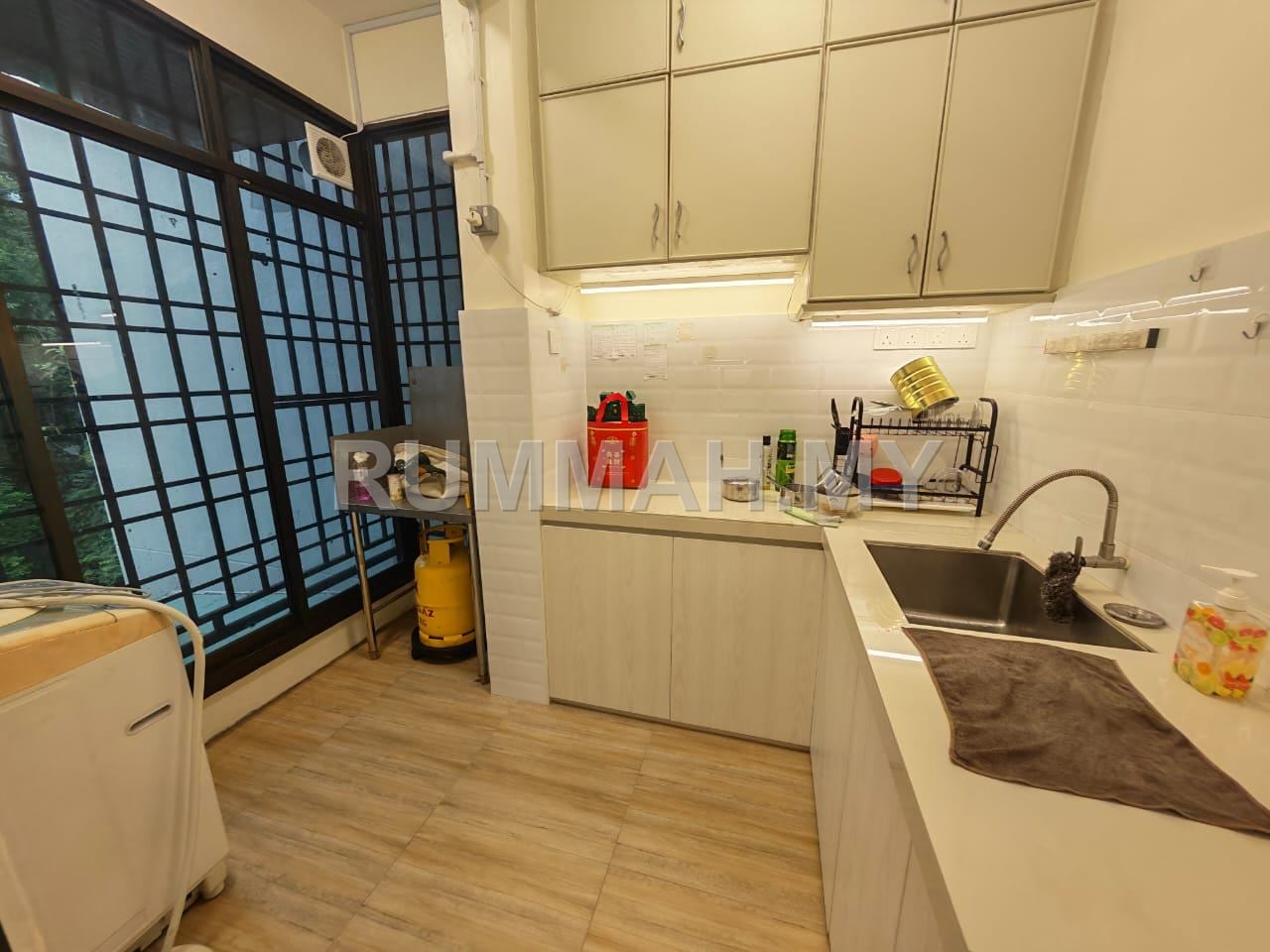 condo in Bukit Jambul, Penang — photo 3