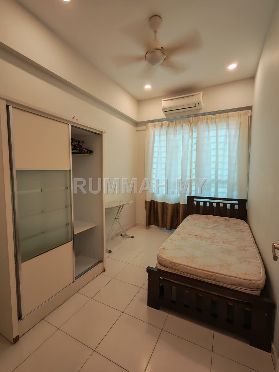 condo in Sungai Ara, Penang — photo 7