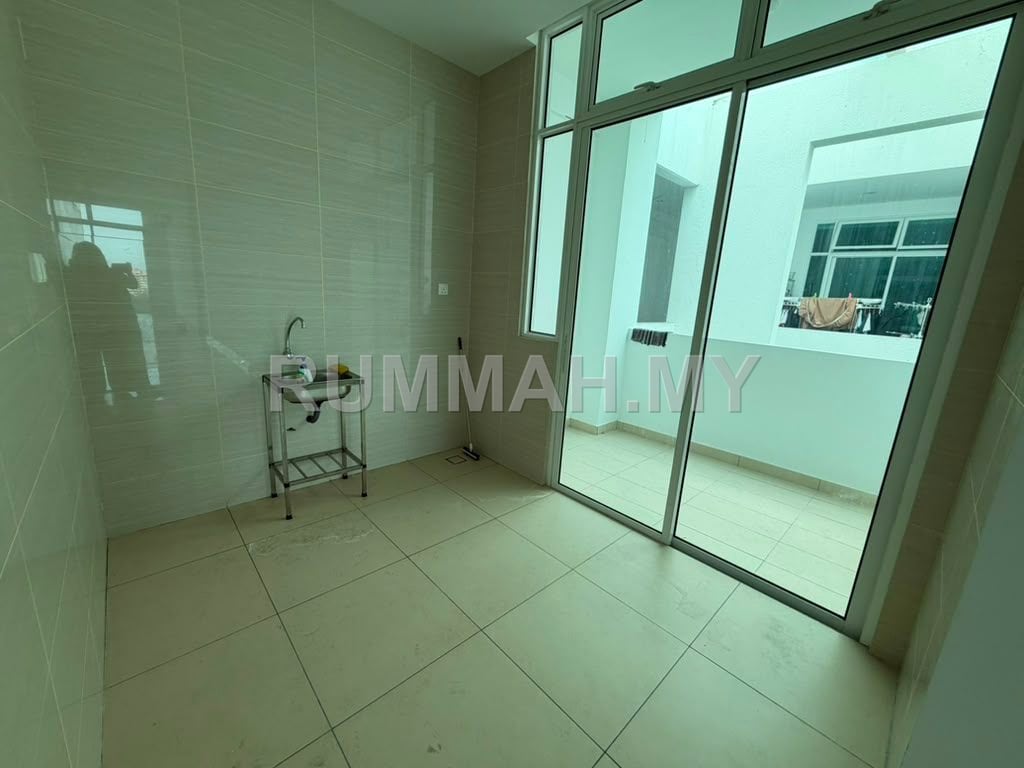 condo in Bayan Lepas, Penang — photo 4