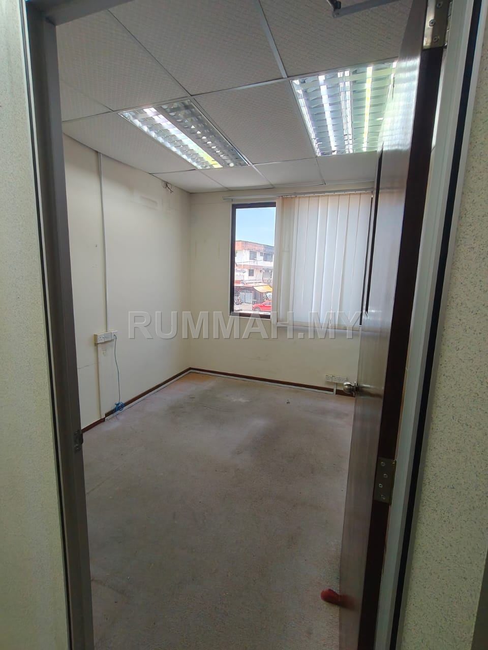 commercial in Sungai Ara, Penang — photo 4