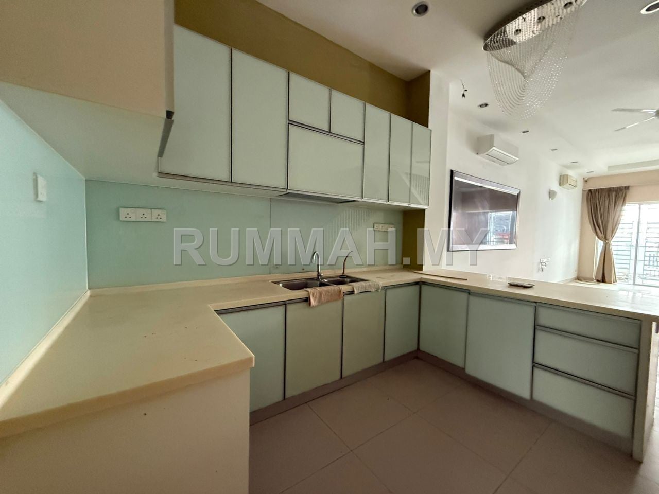 house in Tanjung Bungah, Penang — photo 3