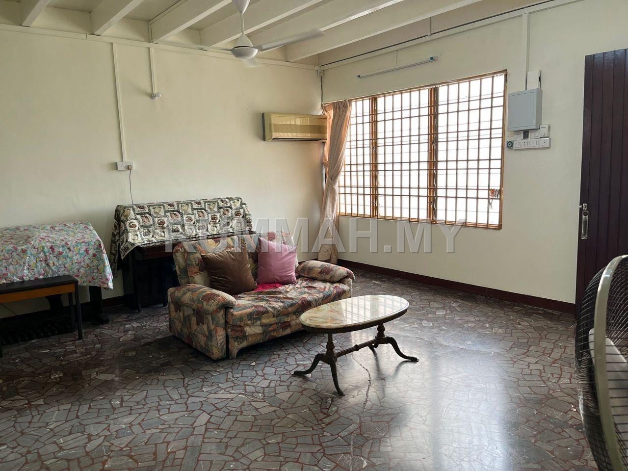 house in Jelutong, Penang — photo 2