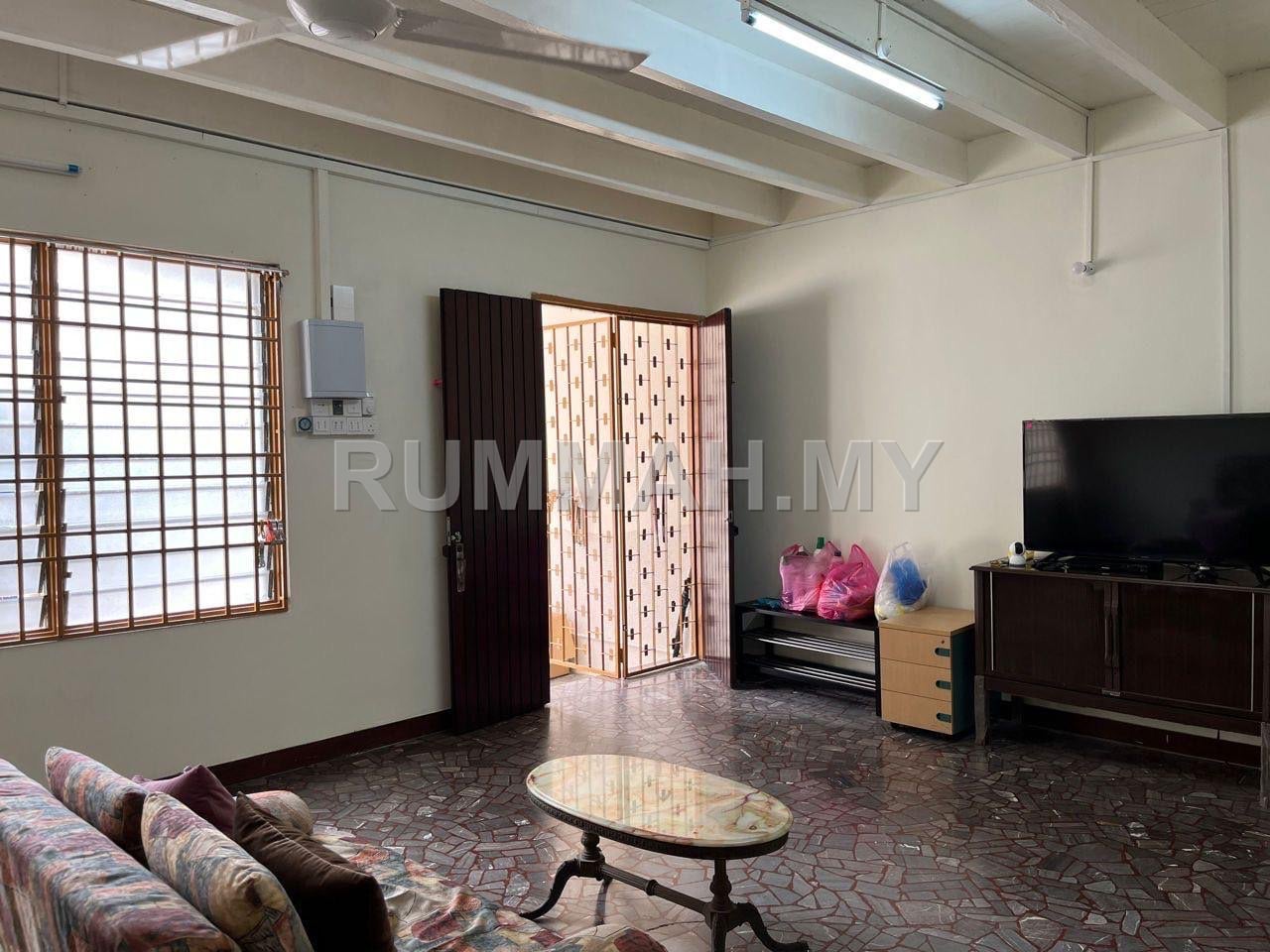 house in Jelutong, Penang — photo 3