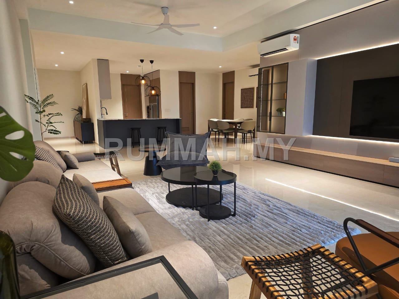 condo in Pulau Tikus, Penang — photo 2