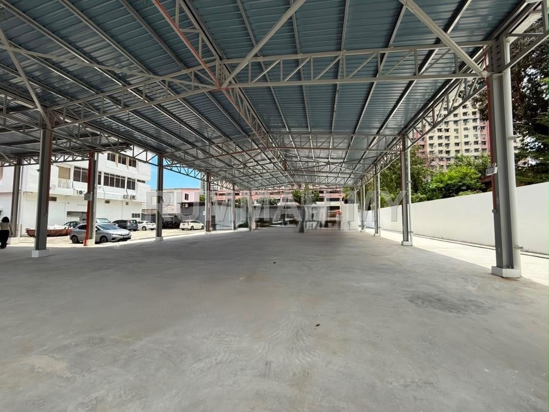 Warehouse for Rent @ Jalan Patani, Jelutong | Easy Loading