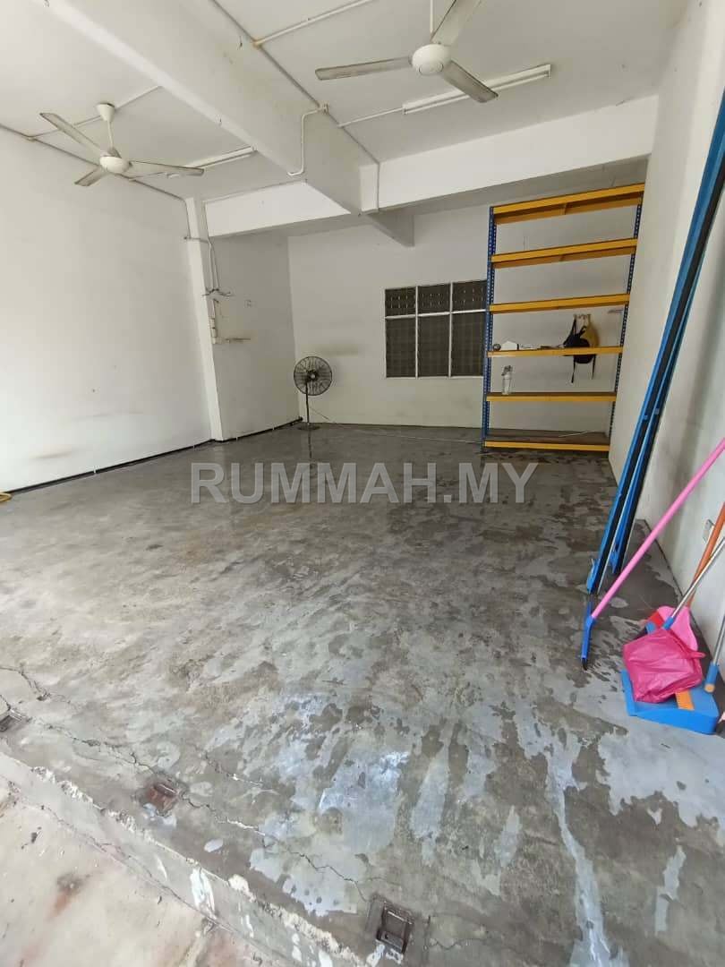 commercial in Jelutong, Penang — photo 3