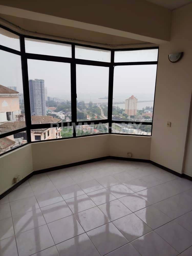 condo in Gelugor, Penang — photo 3