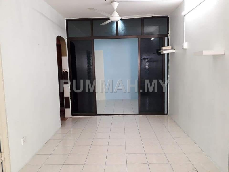 Flat for Rent @ Desa Putra, Bayan Lepas | Leasehold