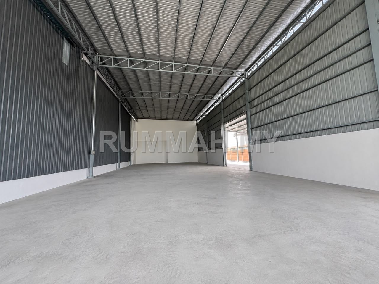 Factory for Rent @ Taman Industry Beringin, Juru | Renovated