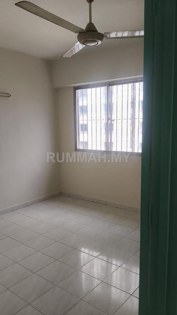 condo in Gelugor, Penang — photo 2