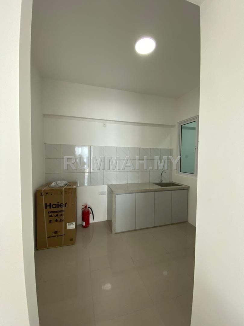 condo in Gelugor, Penang — photo 3
