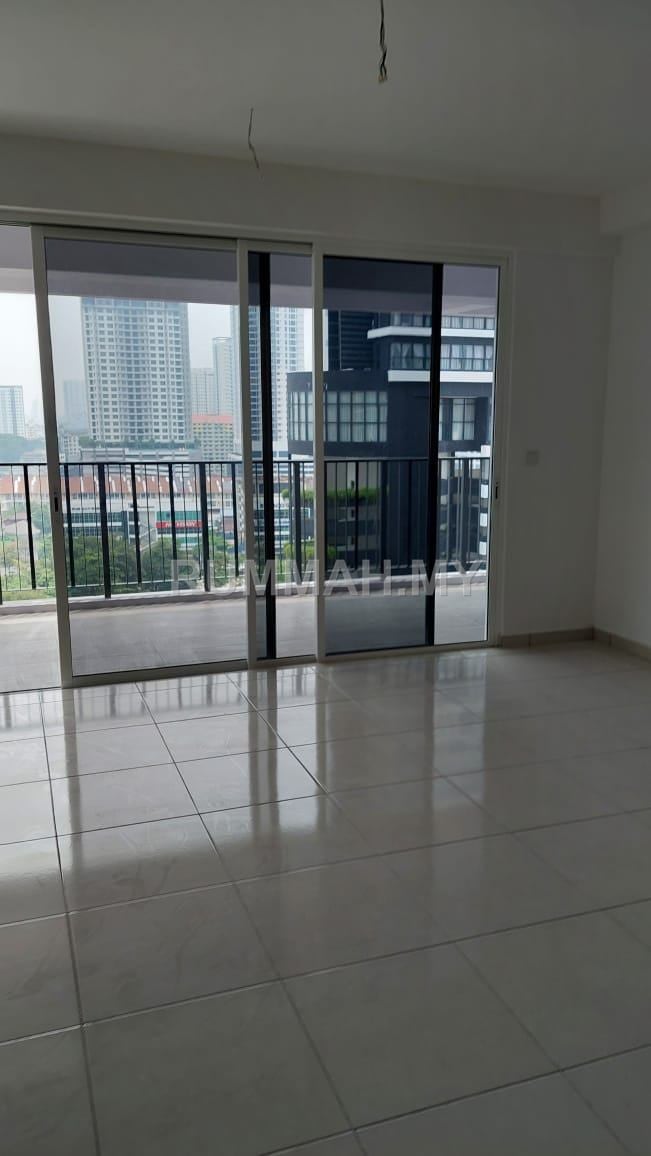 condo in Jelutong, Pulau Pinang — photo 2