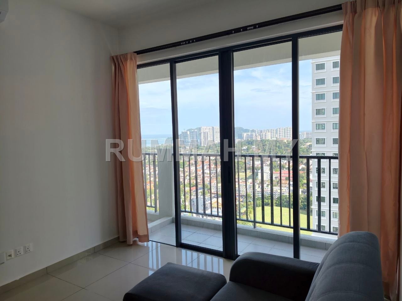 3-bedroom condo in Gelugor, Penang for rent - Ideal Venice, Gelugor | Corner Unit | Seaview 