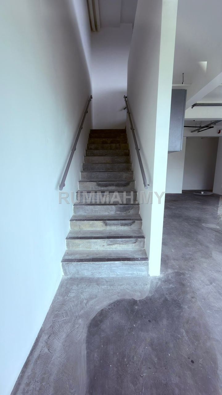 commercial in Tanjung Tokong, Penang — photo 3