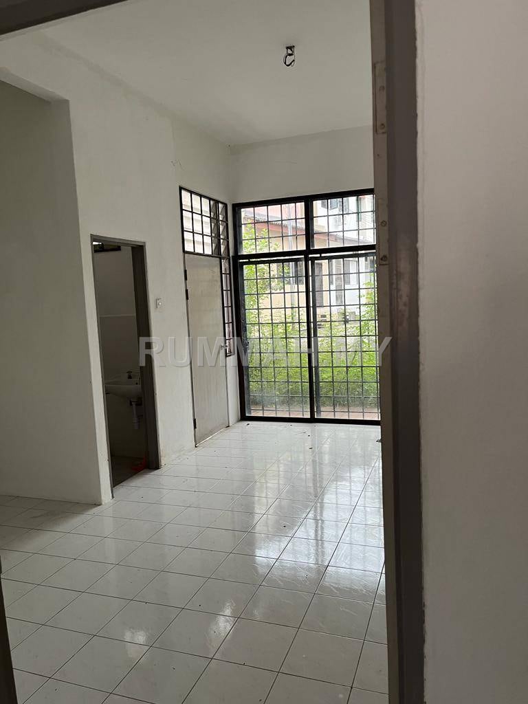 house in Sungai Ara, Penang — photo 2