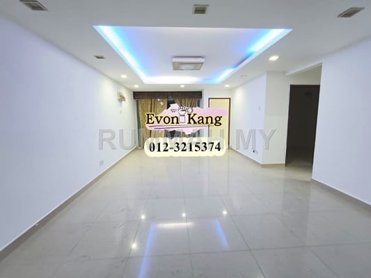 Serina Bay @ Jelutong 900SF Partially Renovated Seaview 1 Parking Unit